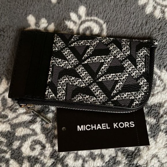 Michael Kors L Zip Mini Wallet - Picture 2 of 9